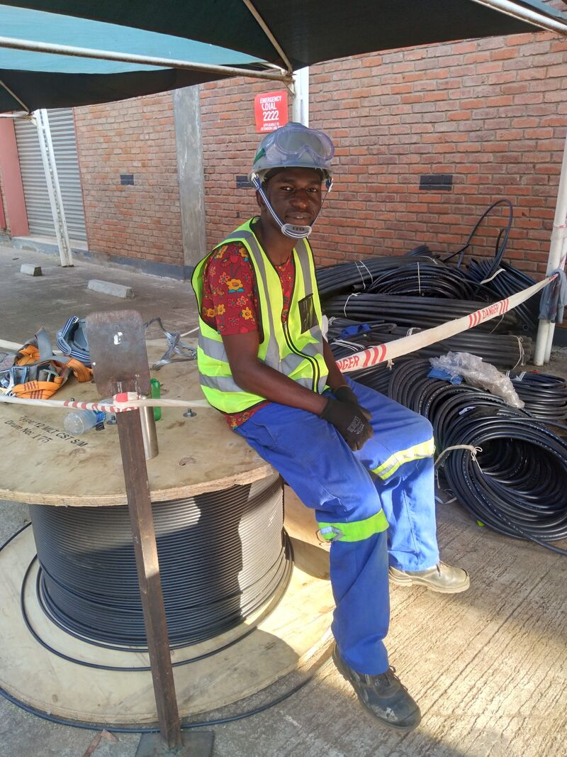 Fibre cable drum on site